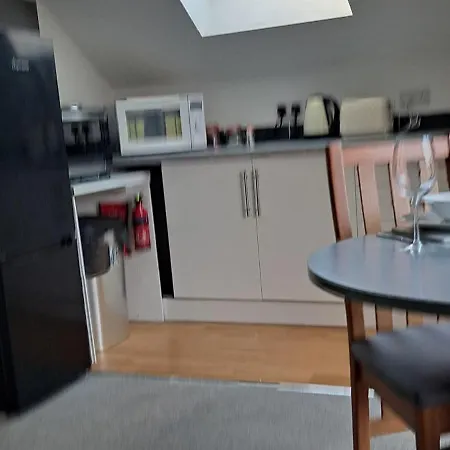 Robins Nest Apartment